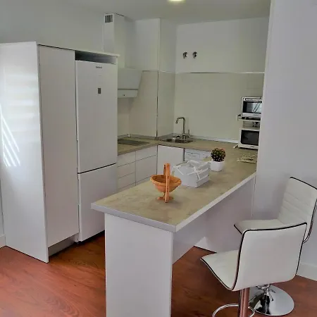 R66 Apartment *